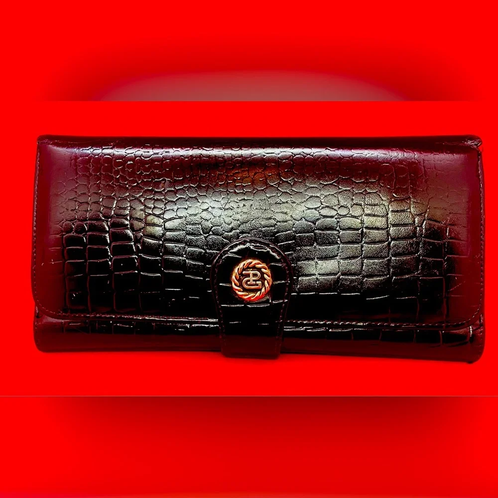 VINTAGE PAOLO GUCCI TRIFOLD WALLET - Picture 1 of 8